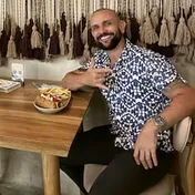 Roger Padilla - Expert Software Engineer Consultant specializing in React, Node.js, TypeScript, Rust, Python, Java, Generative AI, Prompt Engineering, RAG Techniques, and Database Design.